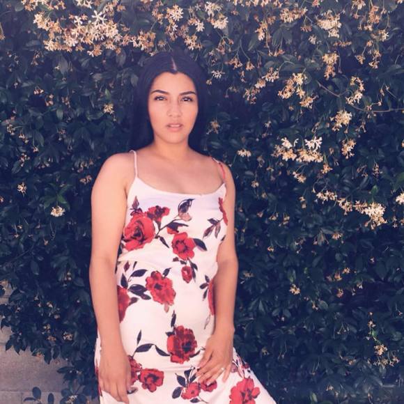 Meet your Posher, Yoselin - Picture 1 of 1